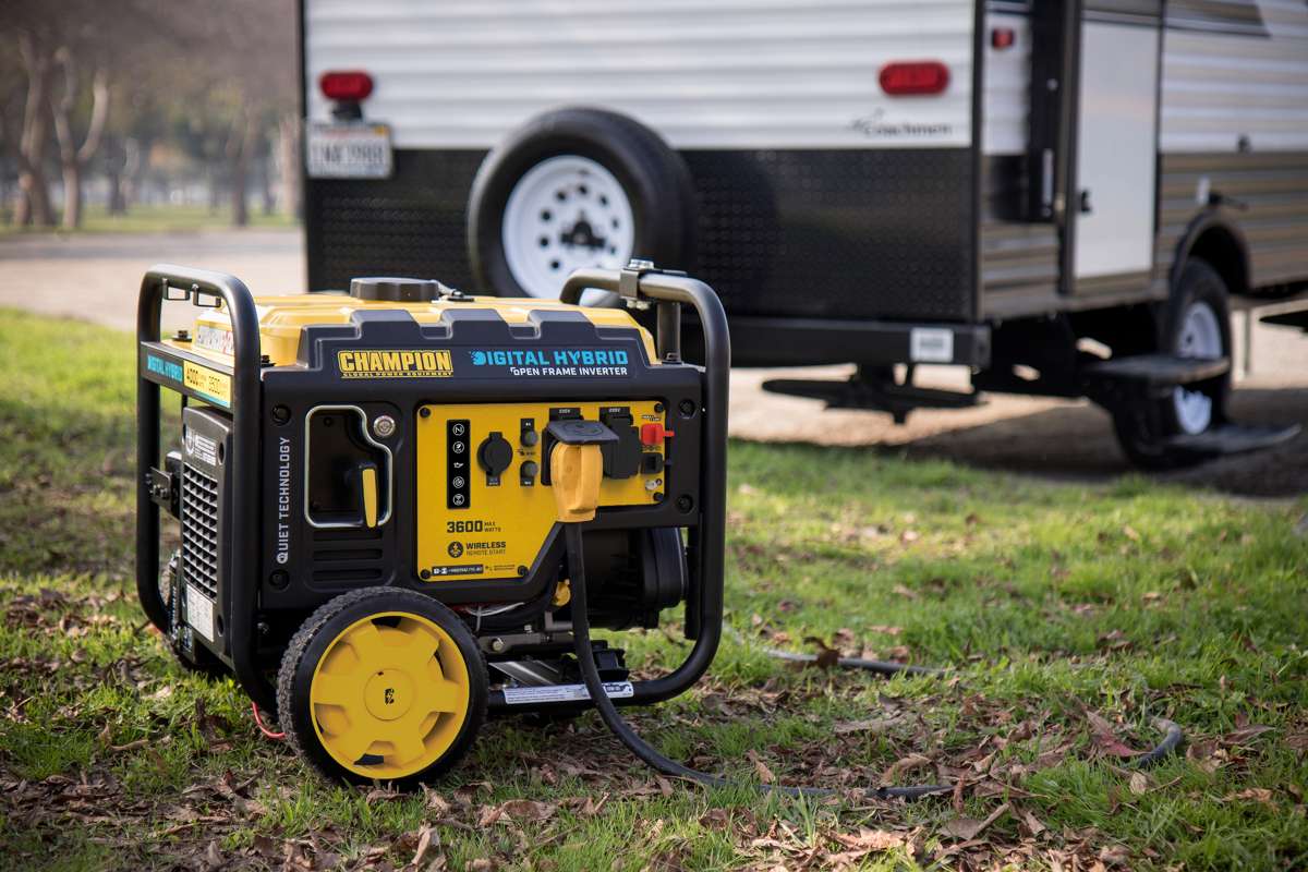 Champion 3600 Watt Digital Hybrid Inverter